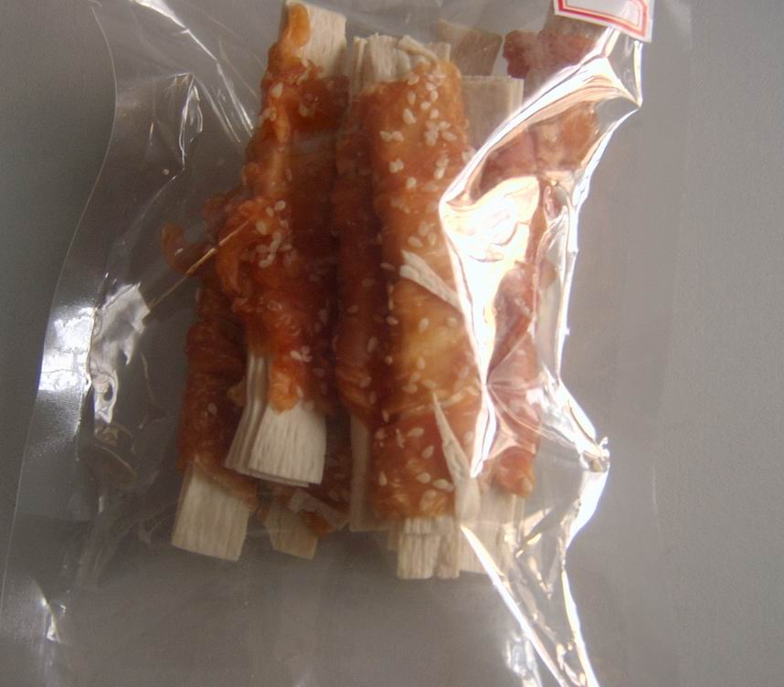 C-007烘干牛皮棒串鸡肉